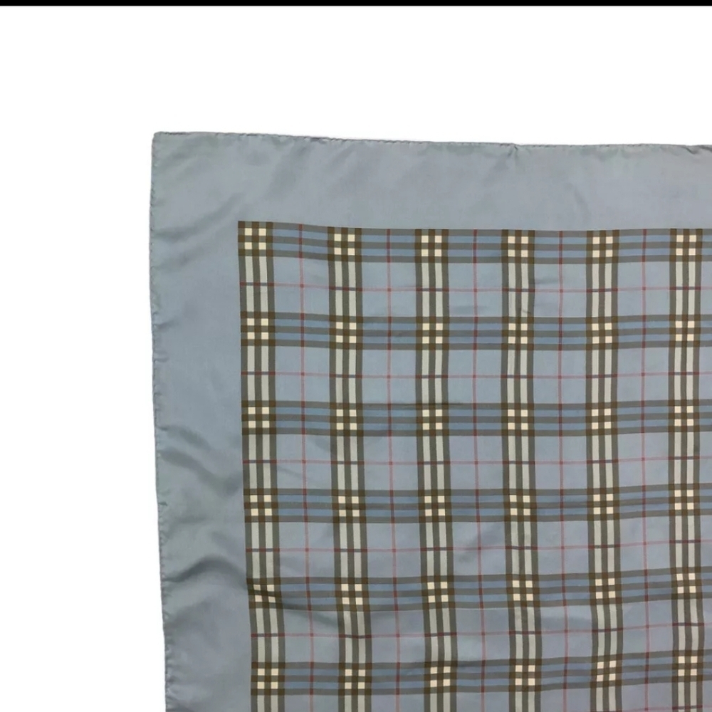 Burberrys Vintage Check Silk Scarf - Picture 2 of 9